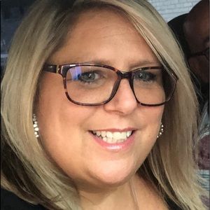 Meet your Posher, Cheryl